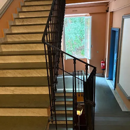 Port 1br Flat With Terrace شقة نيس