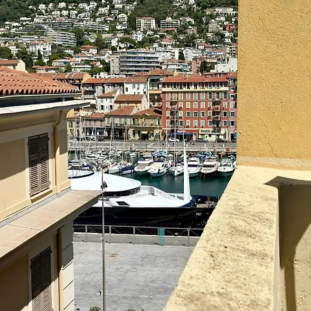 Port 1br Flat With Terrace *